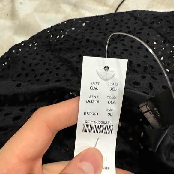 J crew back puff sleeve top eyelet black - Picture 2 of 3